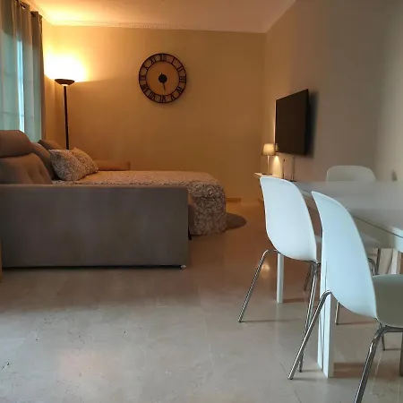 Apartment Cozy Modern House, In A Complex With A Swimming Pool *